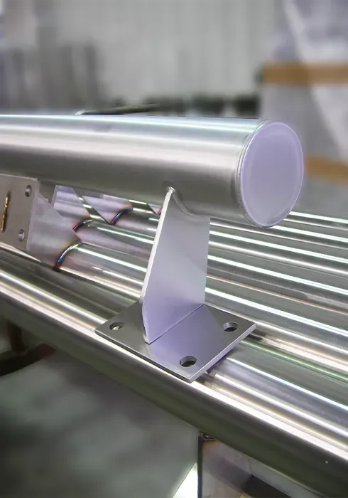 Garde-corps en inox avec finition salle blanche