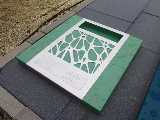 Photo d'un Monument cinéraire en métal et design vert