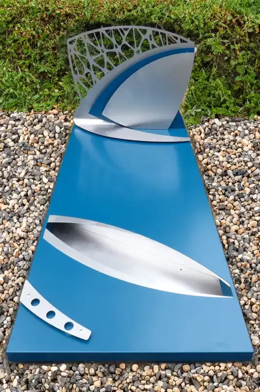 Pierre tombale en inox couleur bleu